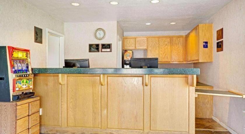 Howard Johnson By Wyndham South Tahoe
